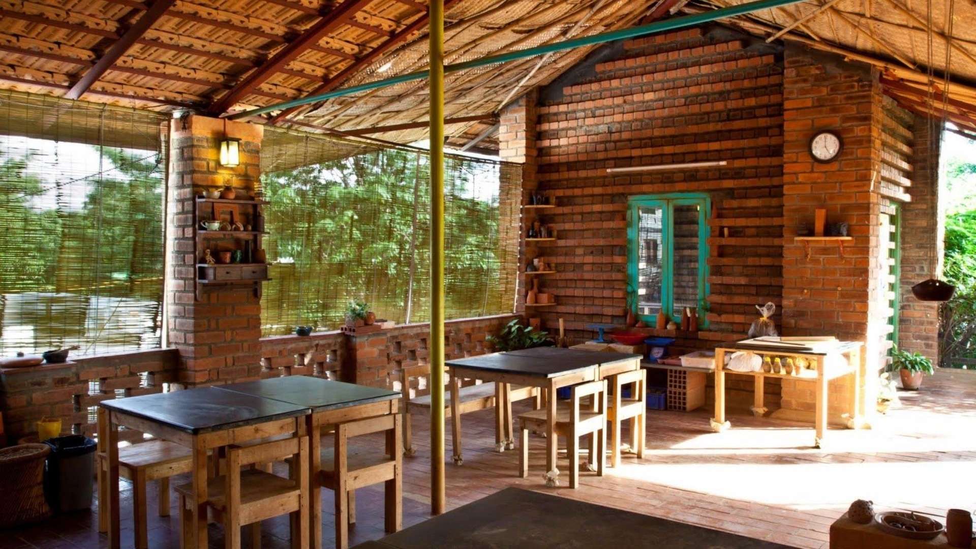 Pottery Classes in Bangalore (Clay Station Art Studio)